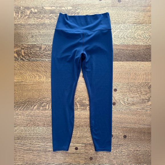 Vuori All the Feels Legging - Navy Size Medium - Picture 1 of 3